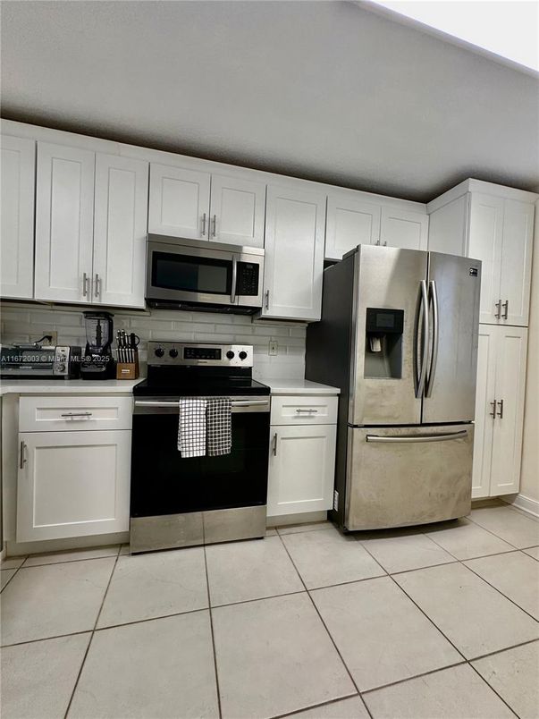 Interior, Kitchen, Stainless Steel Appliances