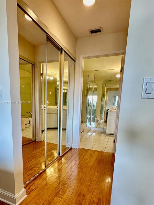 Bathroom, Interior, Recessed Lighting, Wood Texture Flooring