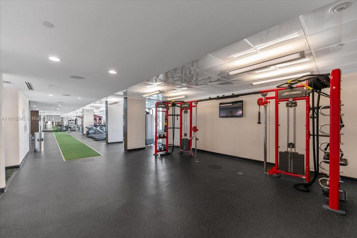 Fitness Equipment, Interior, Recessed Lighting