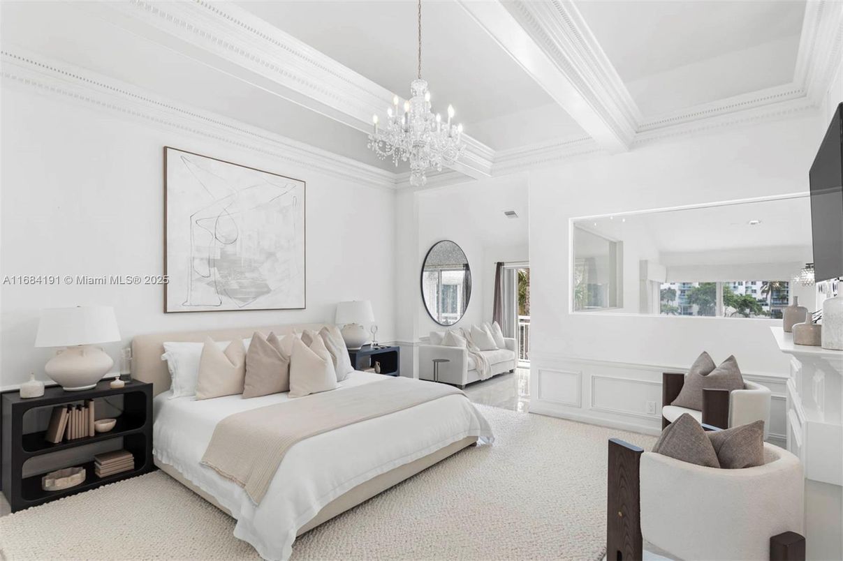 Bedroom, Chandelier, Interior, Recessed Lighting