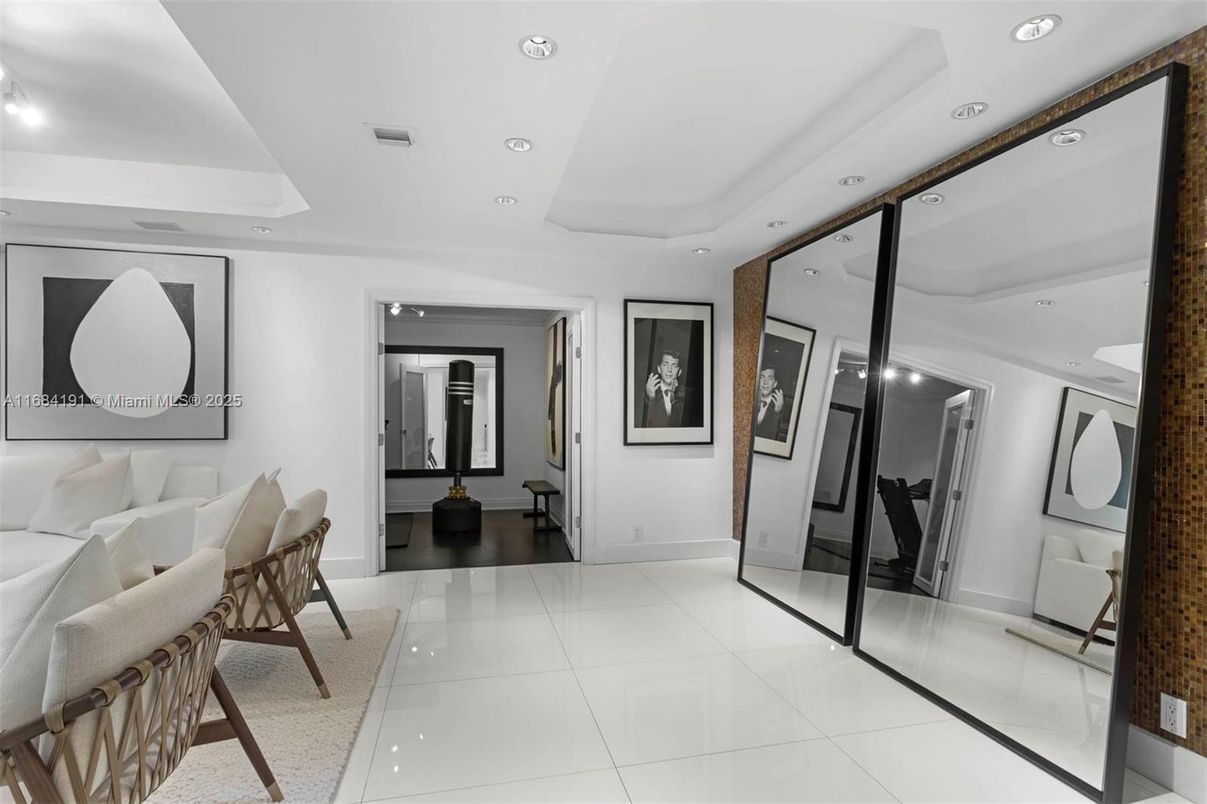 Interior, Recessed Lighting