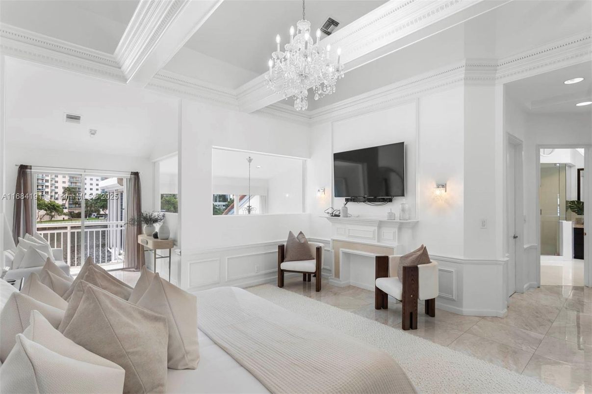 Chandelier, Interior, Recessed Lighting