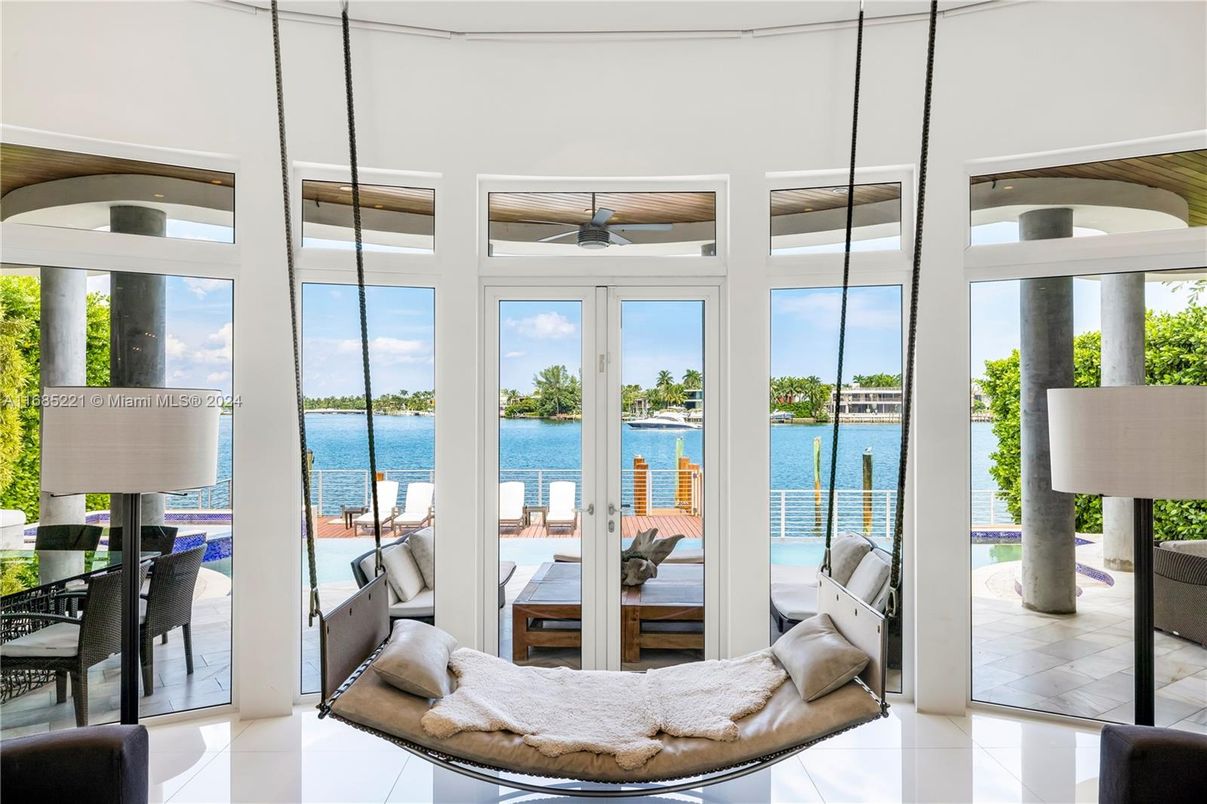 Interior, Water