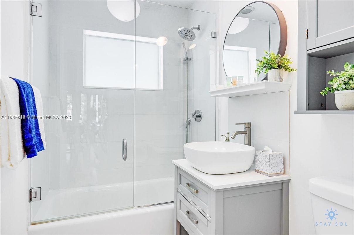 Bathroom, Glass Shower, Interior