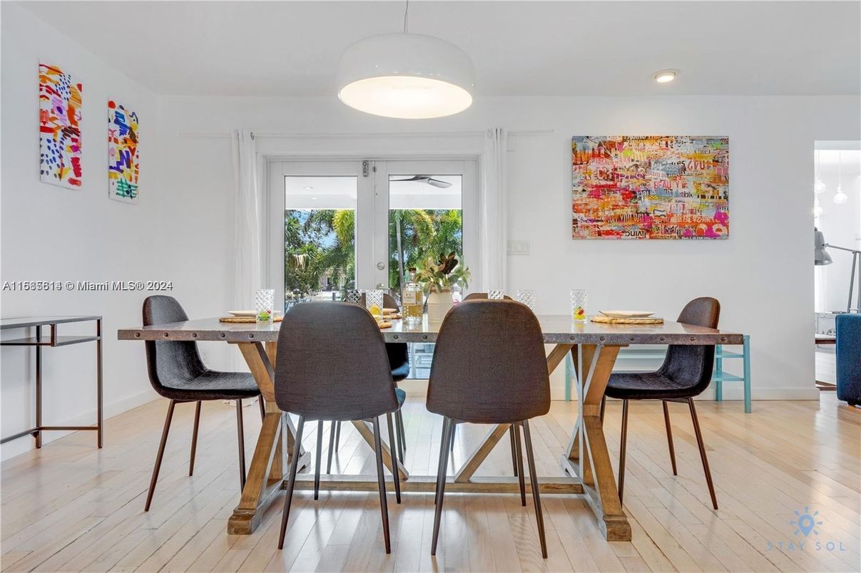 Dining room, Interior, Recessed Lighting, Wood Texture Flooring