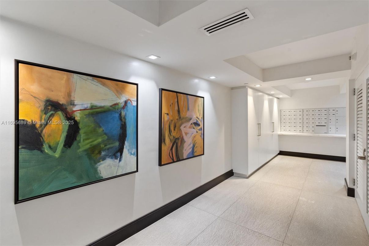 Interior, Recessed Lighting