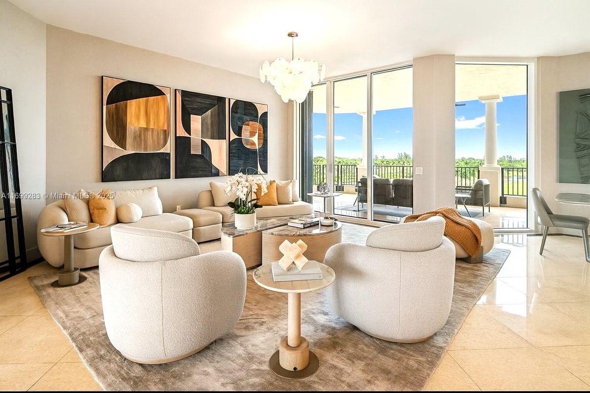 Chandelier, Interior, Living room