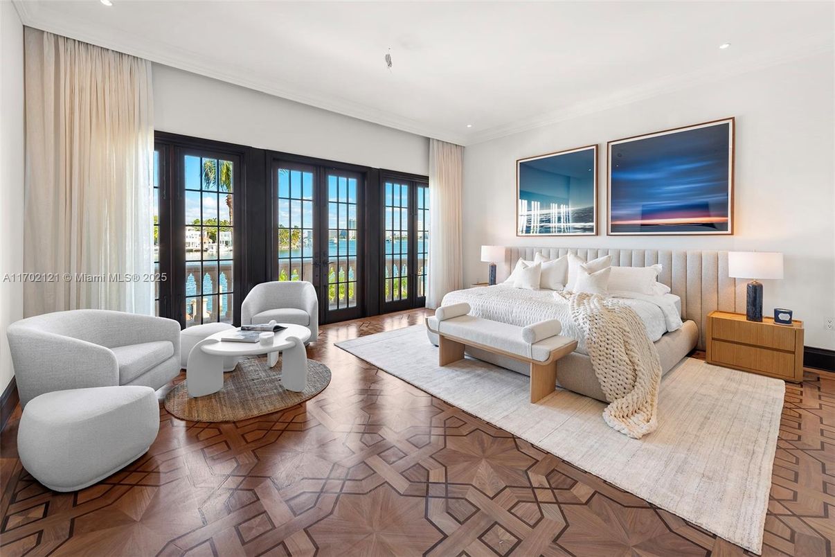 Interior, Living room, Recessed Lighting, Water, Wood Texture Flooring