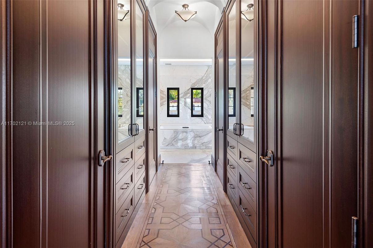 Interior, Marble Walls