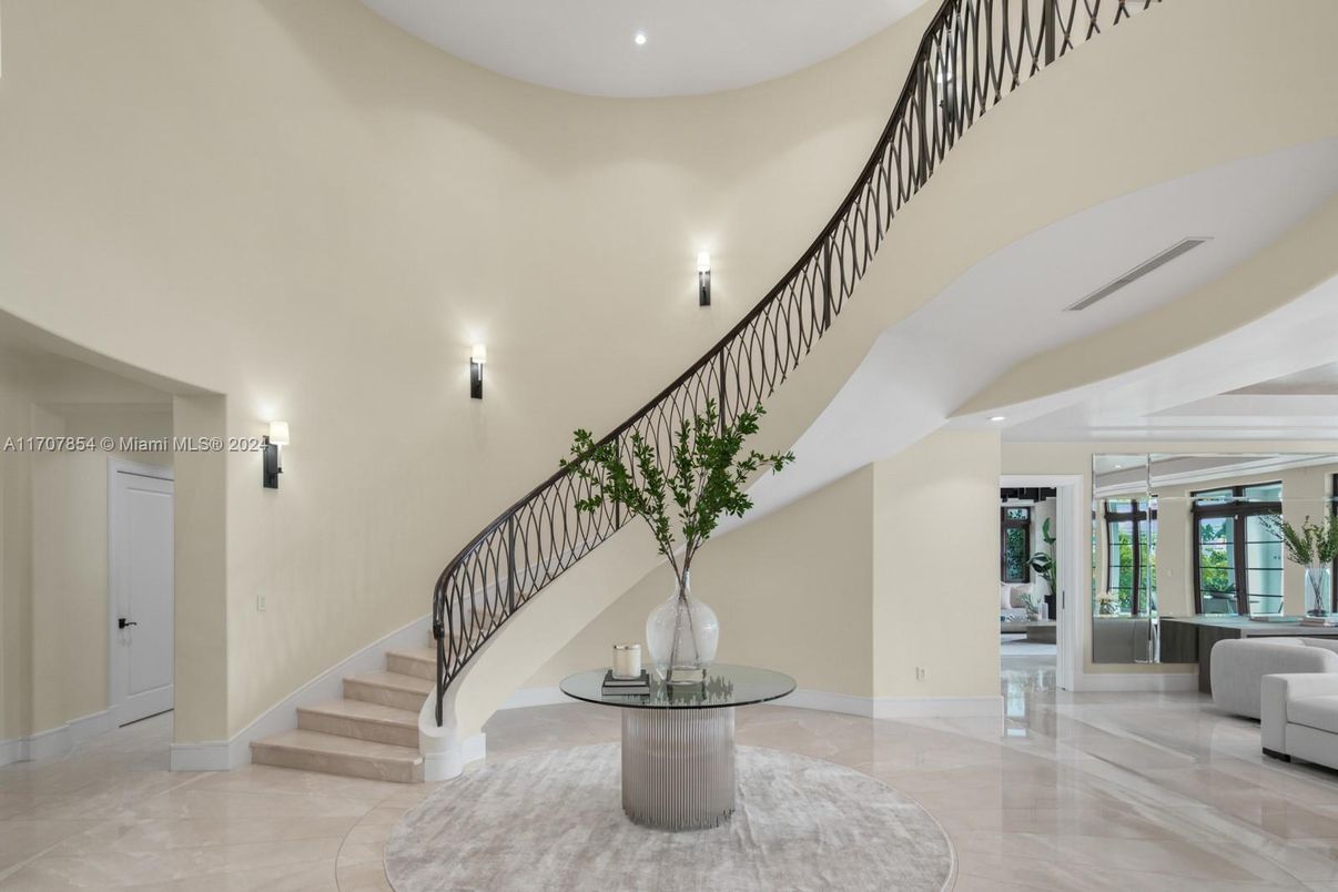 Interior, Recessed Lighting