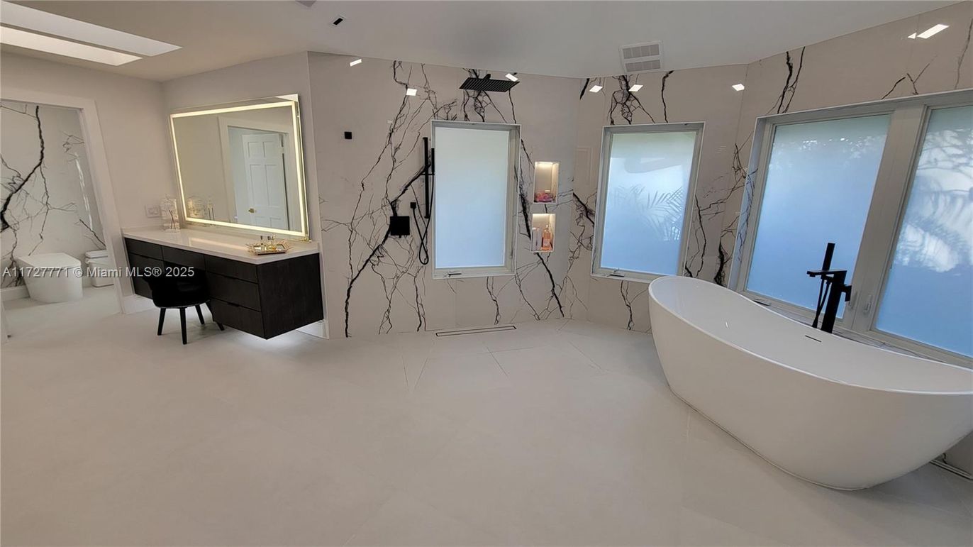Bathroom, Dual Sink Vanities, Free Standing Baths, Interior, Marble Walls