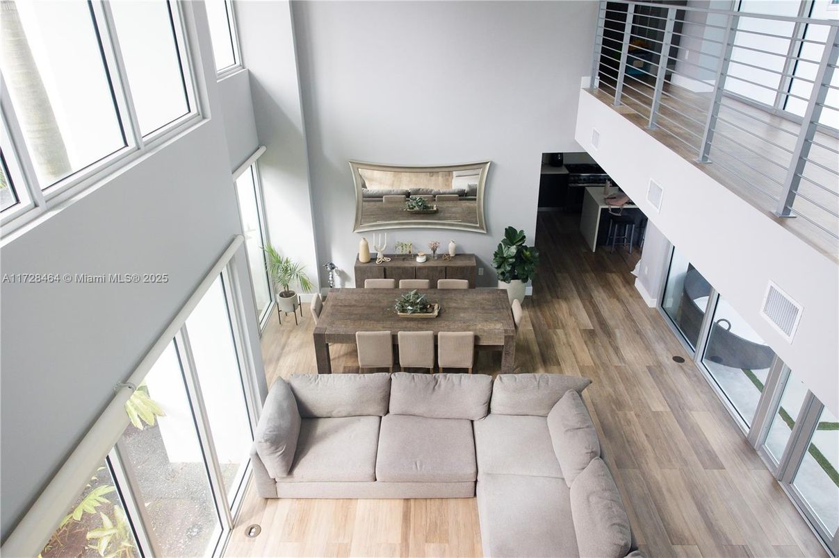 Dining room, Interior, Living room, Wood Texture Flooring