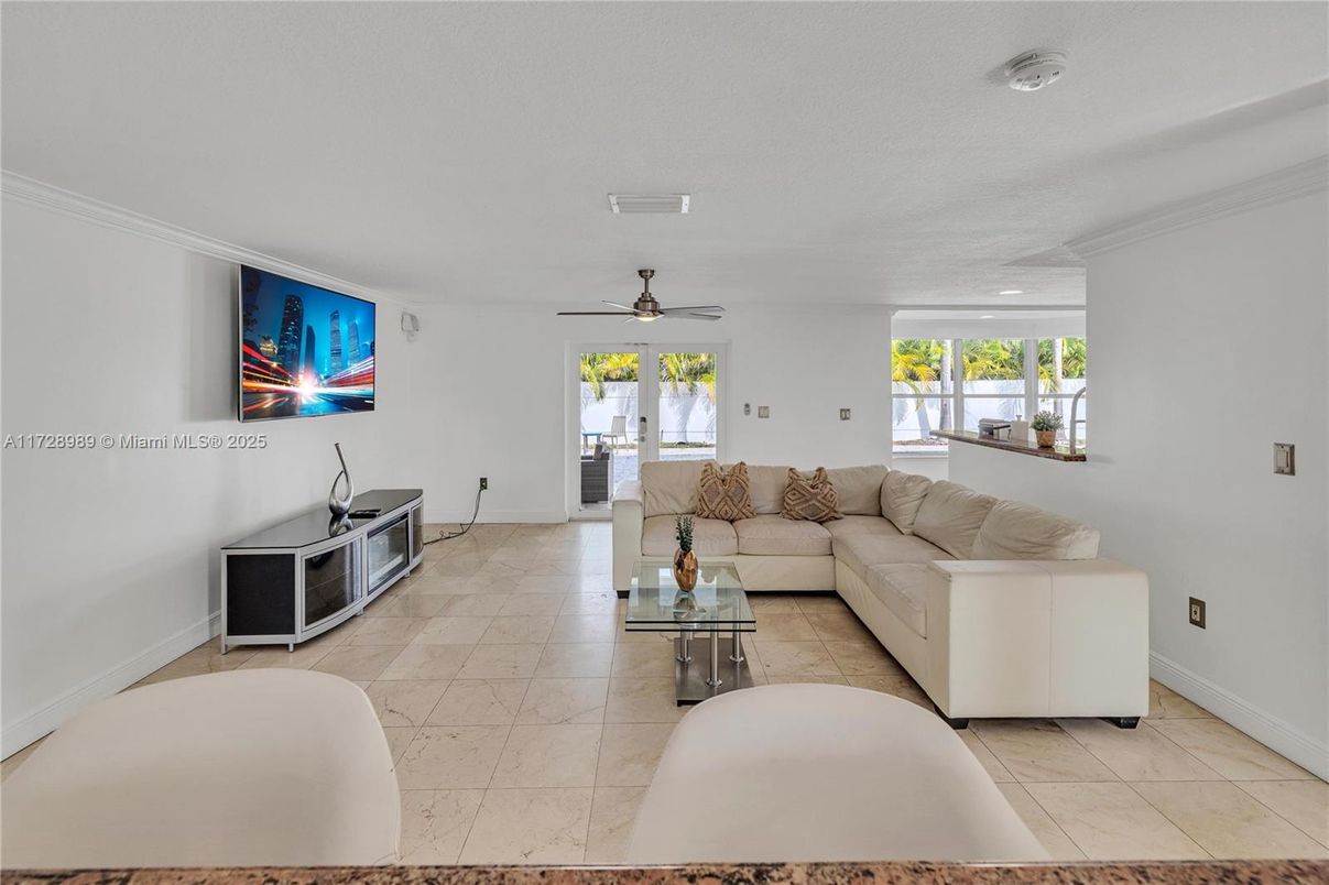 Interior, Living room