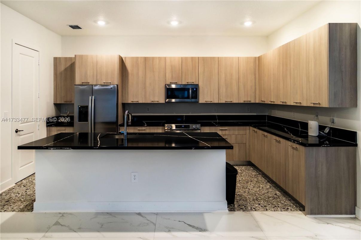 Interior, Kitchen, Marble, Recessed Lighting