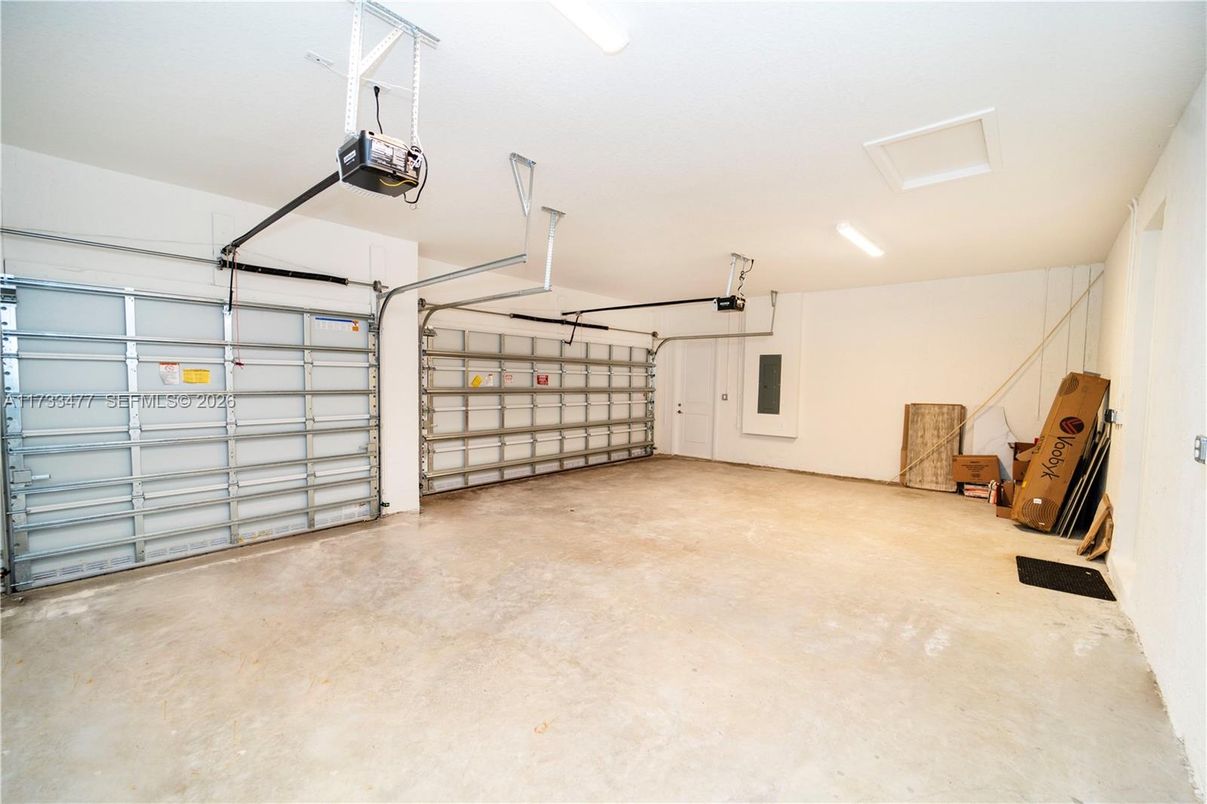 Garage, Interior, Recessed Lighting