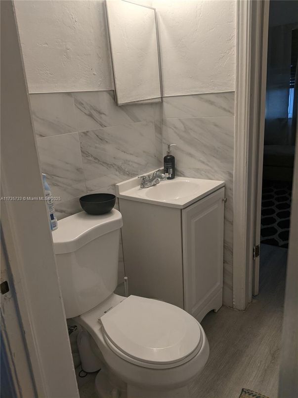 Bathroom, Interior, Marble Walls