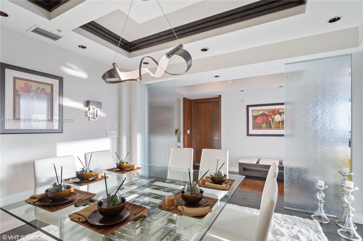 Dining room, Interior, Pendant Lights, Recessed Lighting, Wood Texture Flooring