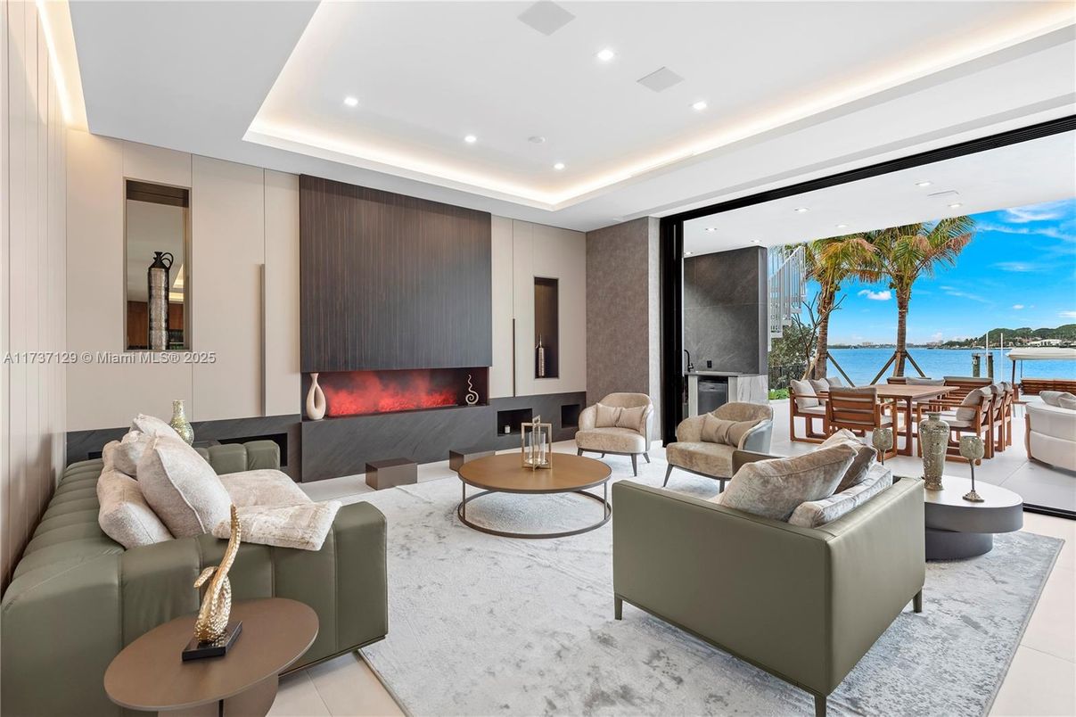 Fireplace, Interior, Living room, Recessed Lighting, Water