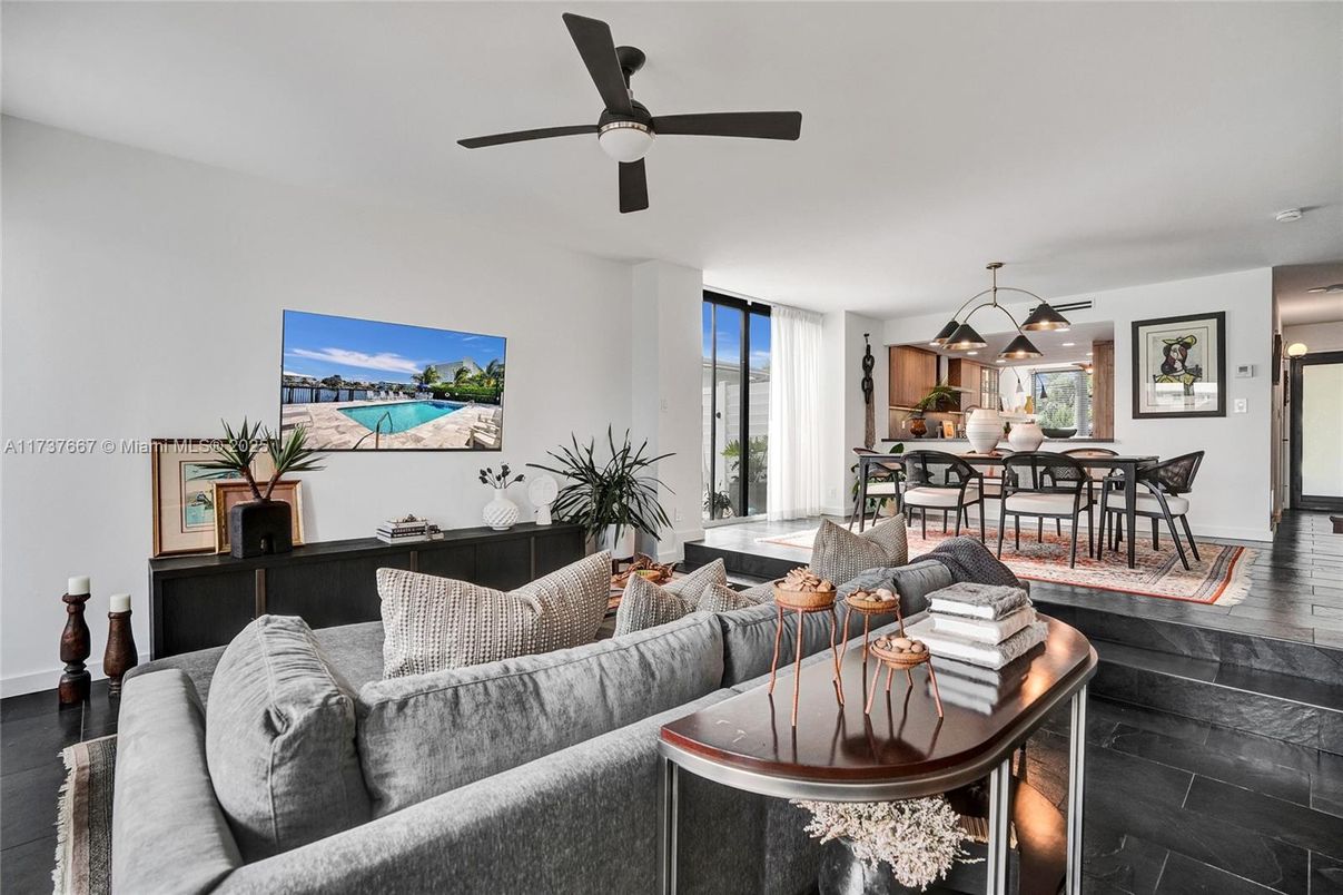 Dining room, Interior, Kitchen, Living room, Pendant Lights, Wood Texture Flooring