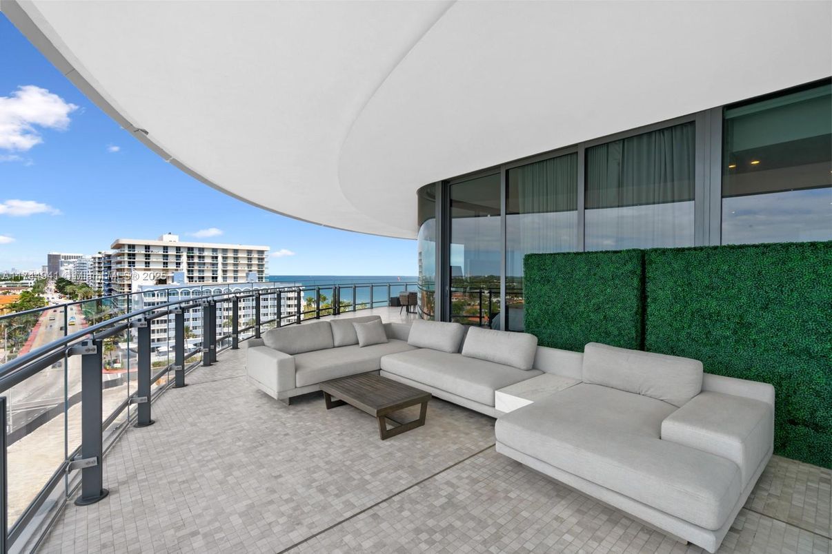 Water, Exterior, Living room, Other