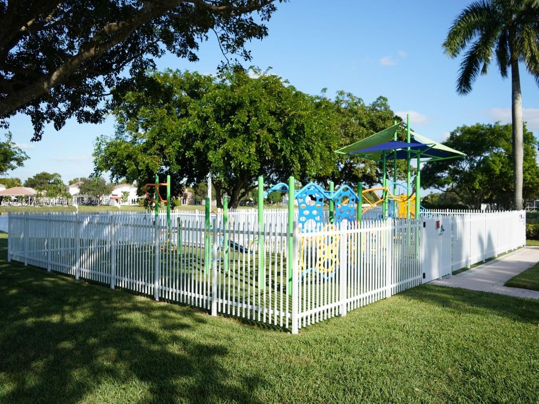 Backyard, Exterior, Playground
