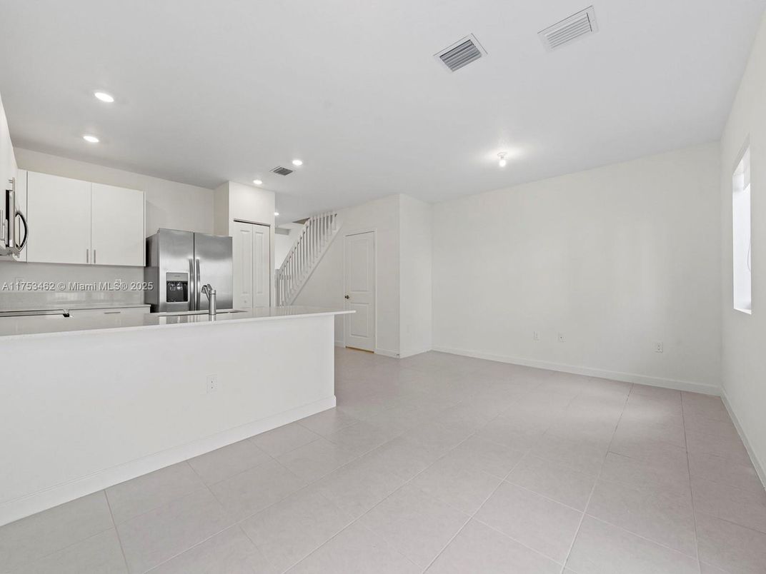 Empty room, Interior, Kitchen, Recessed Lighting, Stainless Steel Appliances