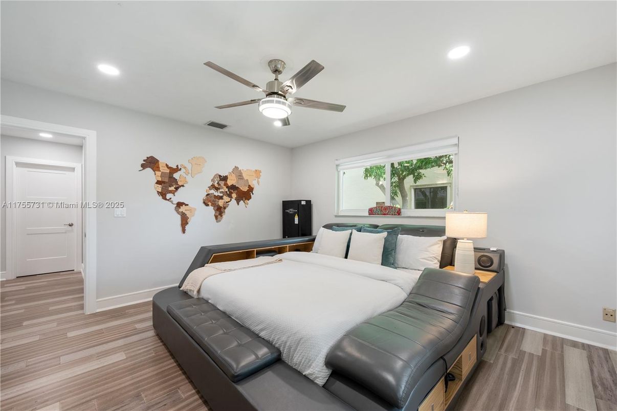 Bedroom, Interior, Recessed Lighting, Wood Texture Flooring