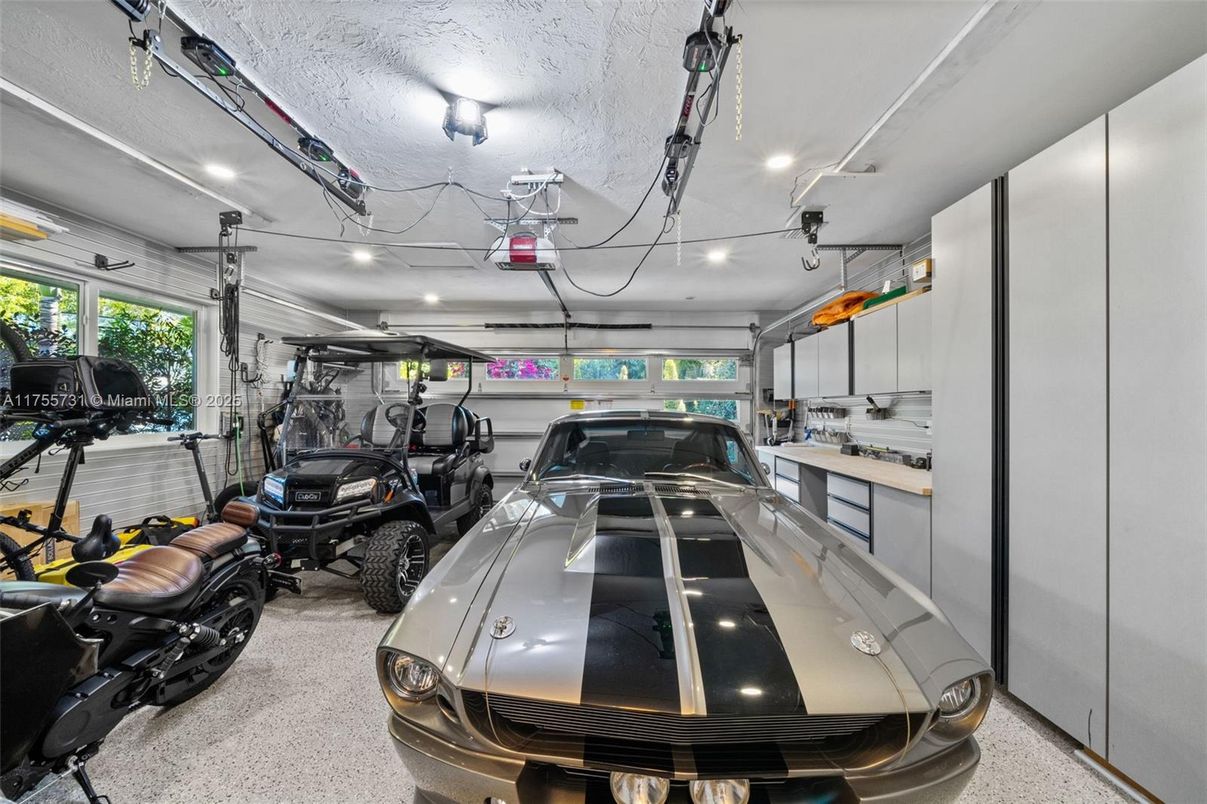 Fitness Equipment, Garage, Interior