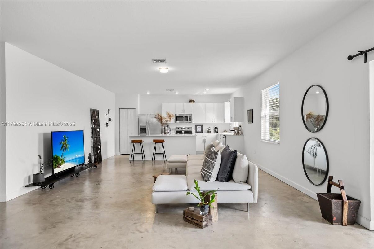 Interior, Kitchen, Living room, Recessed Lighting, Stainless Steel Appliances