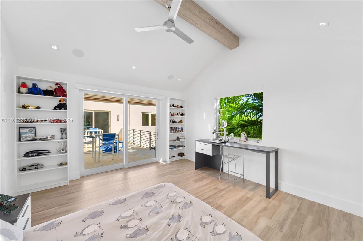Home Office, Interior, Recessed Lighting, Wooden Beams, Wood Texture Flooring
