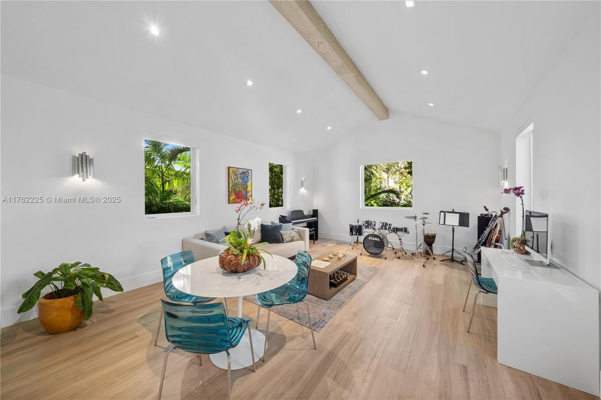 Dining room, Interior, Living room, Piano, Recessed Lighting, Wooden Beams, Wood Texture Flooring