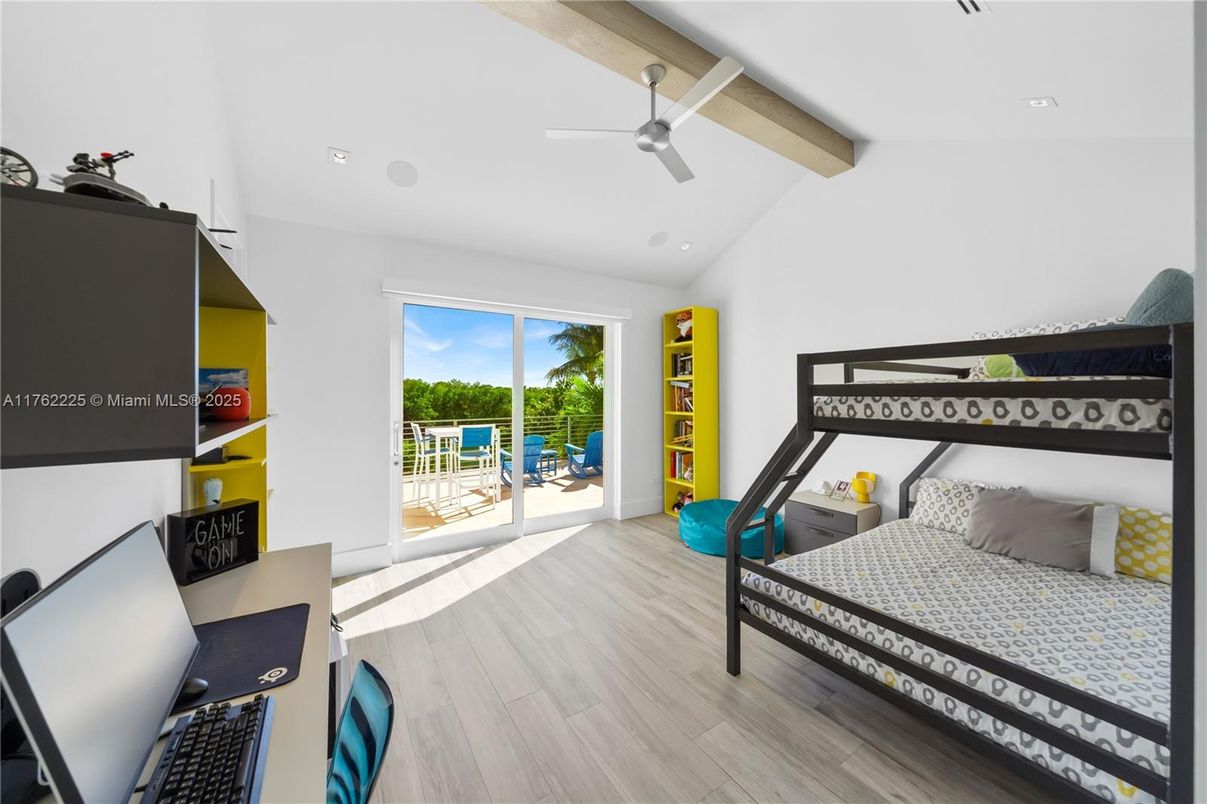 Bedroom, Interior, Recessed Lighting, Water, Wood Texture Flooring