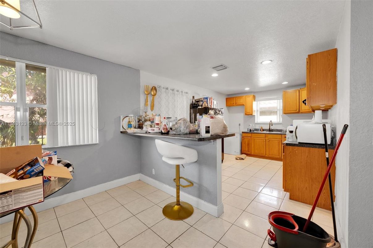 Interior, Kitchen, Recessed Lighting