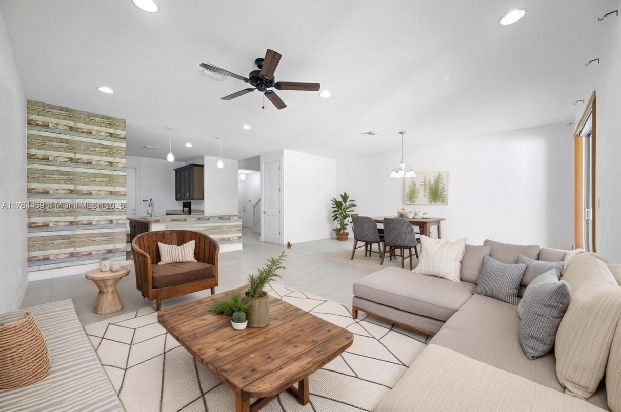 Dining room, Interior, Kitchen, Living room, Pendant Lights, Recessed Lighting