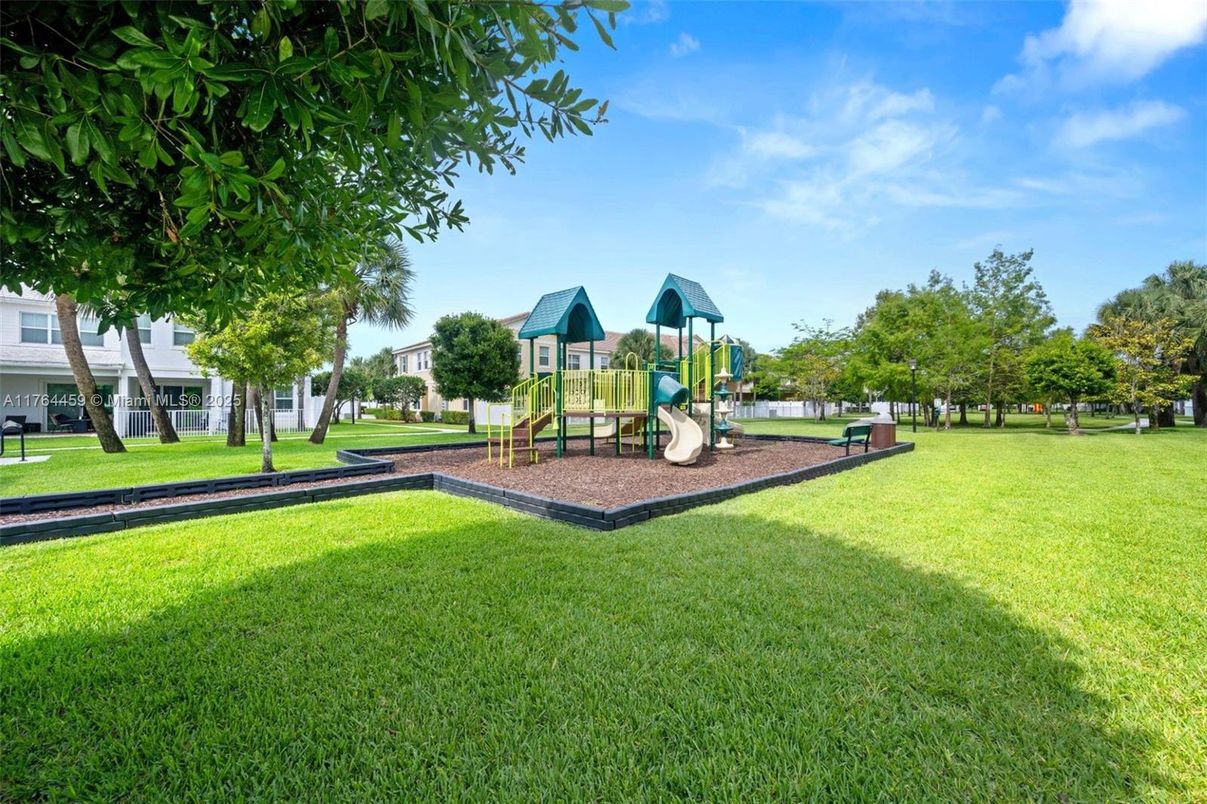 Backyard, Exterior, Playground