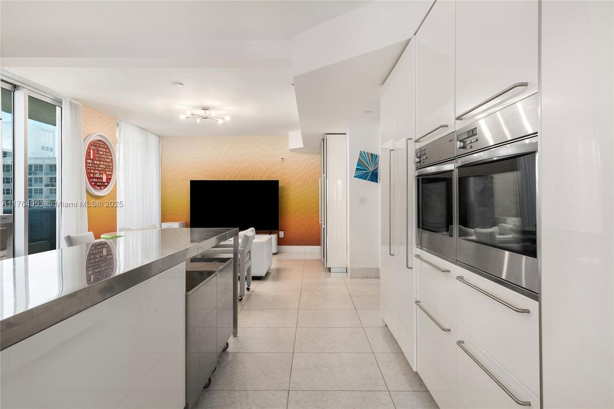 Interior, Kitchen, Stainless Steel Appliances