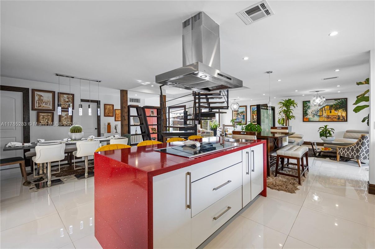 Dining room, Interior, Kitchen, Living room, Pendant Lights, Recessed Lighting