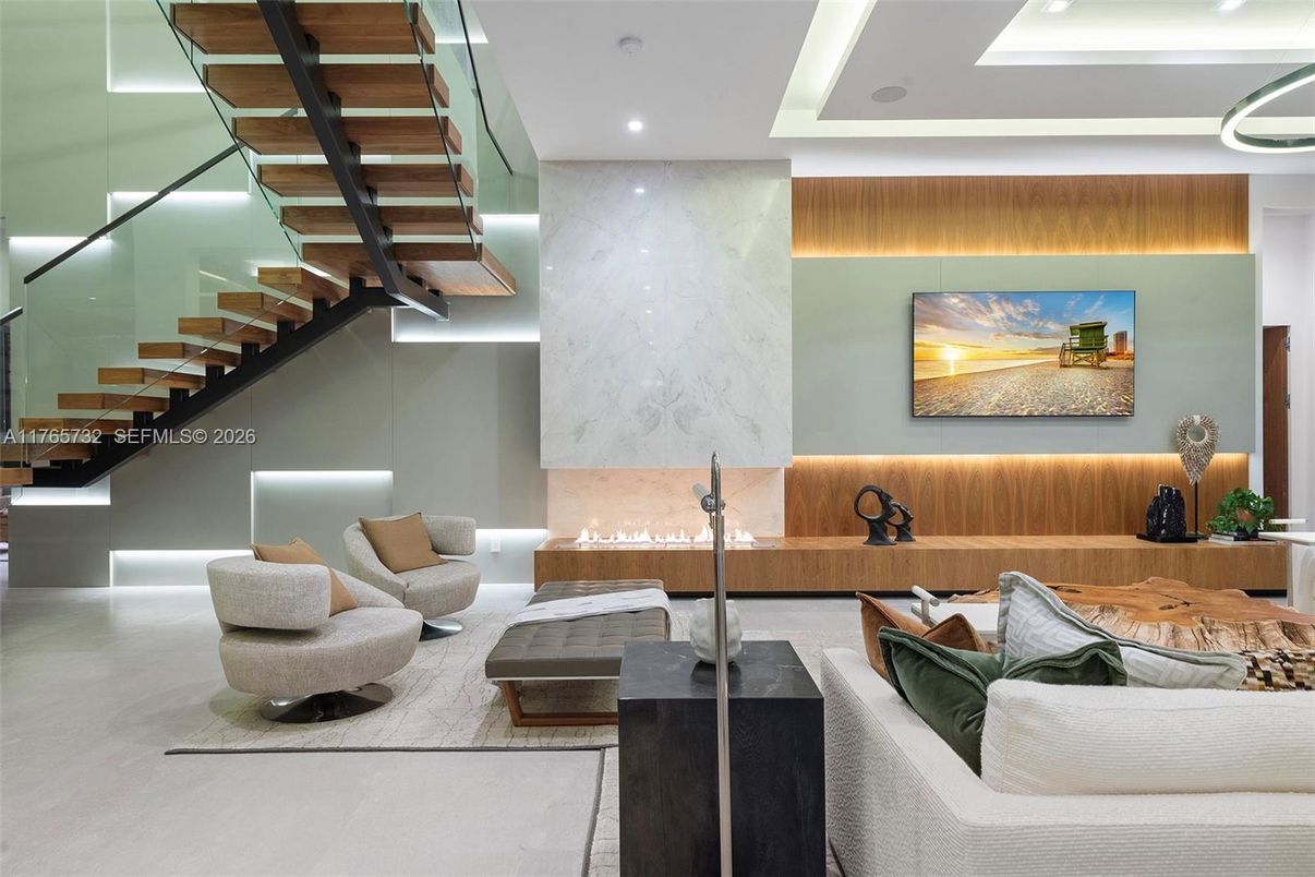 Fireplace, Interior, Living room, Marble Walls, Recessed Lighting