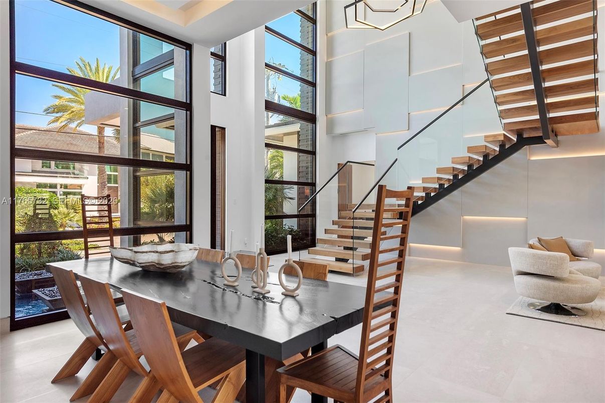 Dining room, Interior, Pendant Lights
