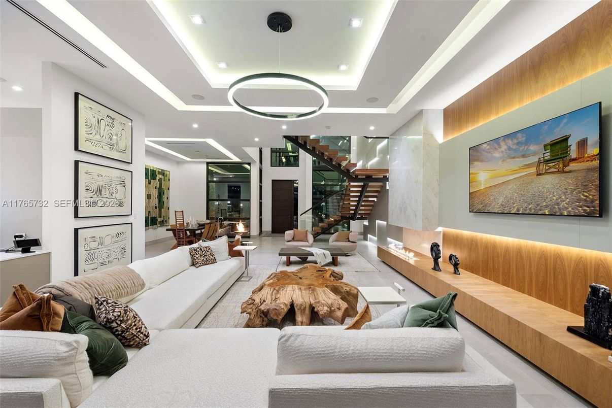 Fireplace, Interior, Living room, Pendant Lights, Recessed Lighting