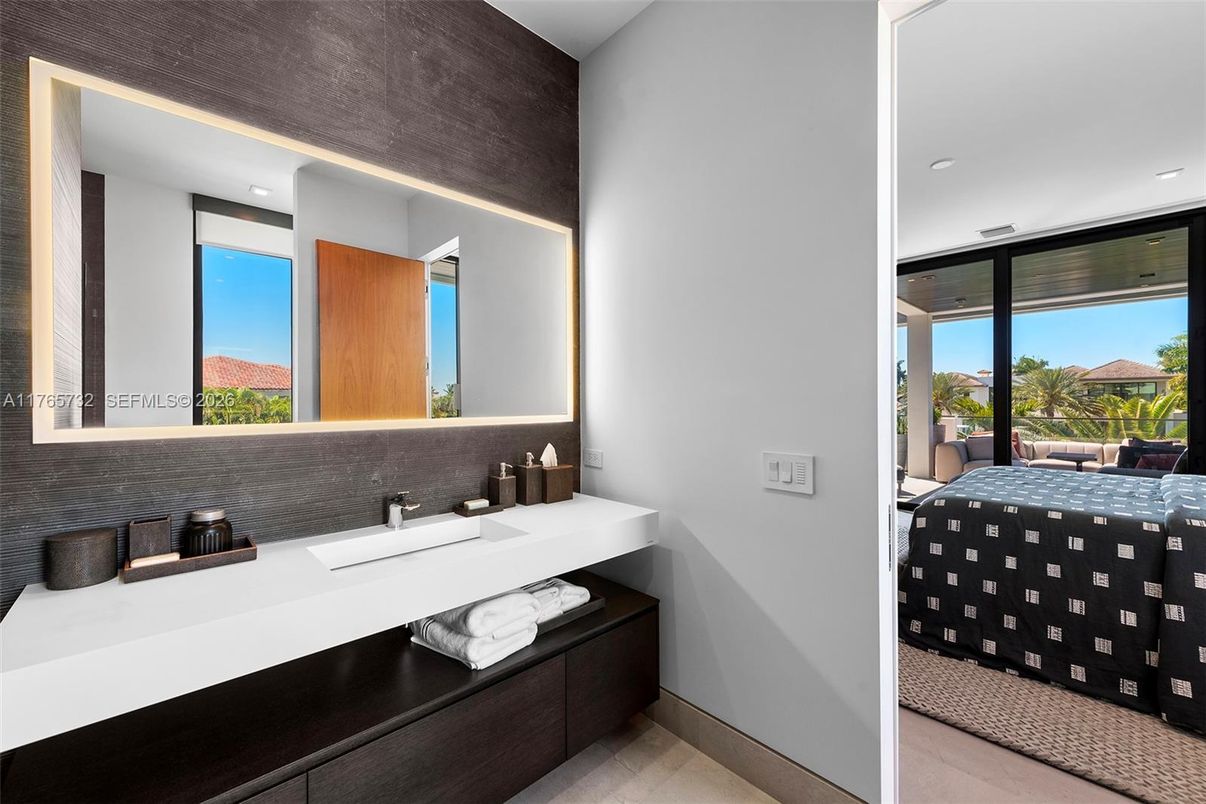 Bathroom, Bedroom, Interior, Recessed Lighting