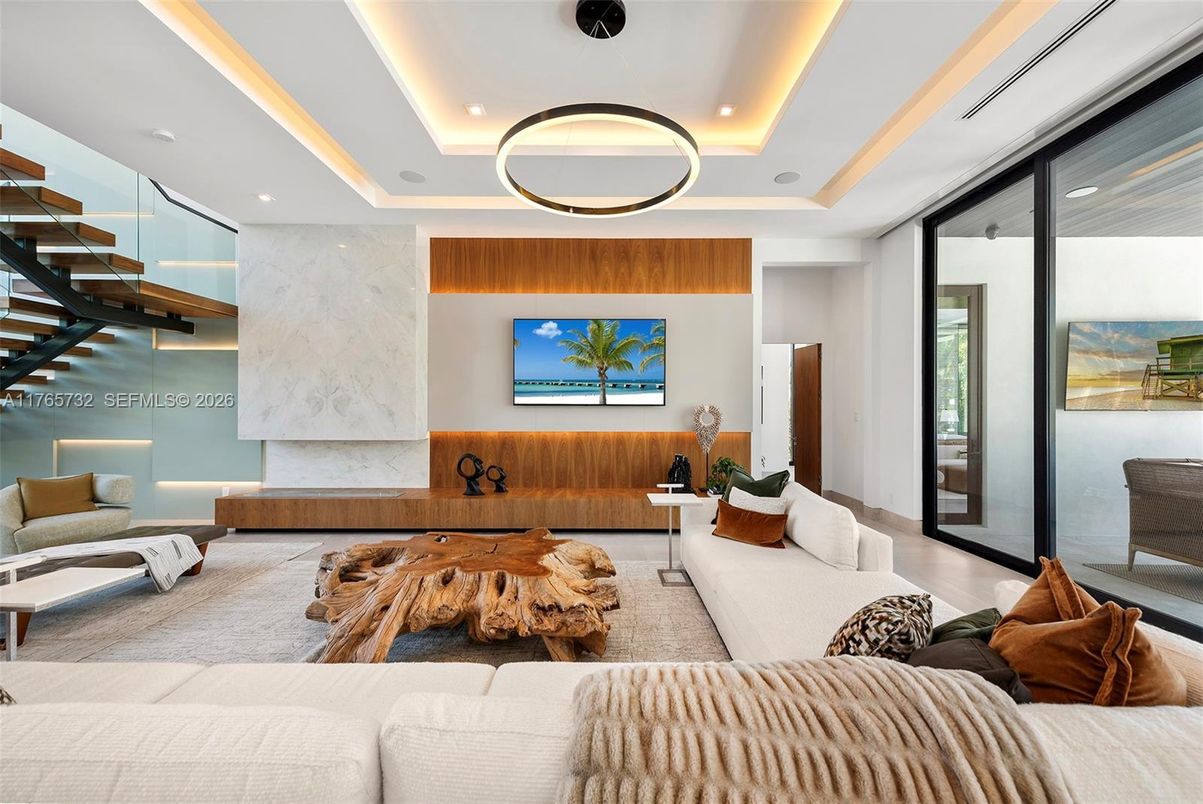 Interior, Living room, Recessed Lighting, Water