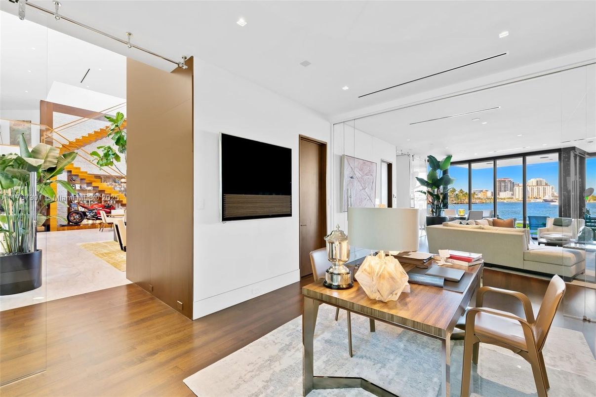 Home Office, Interior, Recessed Lighting, Water, Wood Texture Flooring