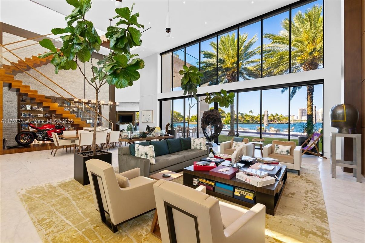 Dining room, Interior, Living room, Recessed Lighting, Water