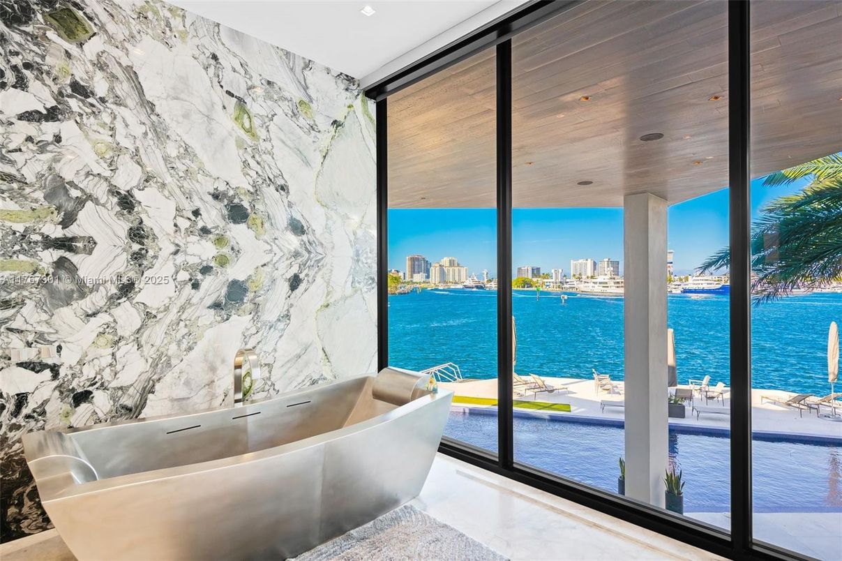 Bathroom, Free Standing Baths, Interior, Marble Walls, Recessed Lighting, Water