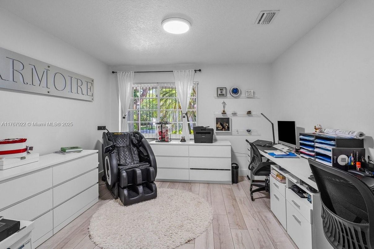 Home Office, Interior, Recessed Lighting, Wood Texture Flooring