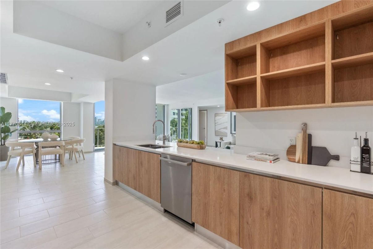 Dining room, Interior, Kitchen, Recessed Lighting, Stainless Steel Appliances, Wood Texture Flooring