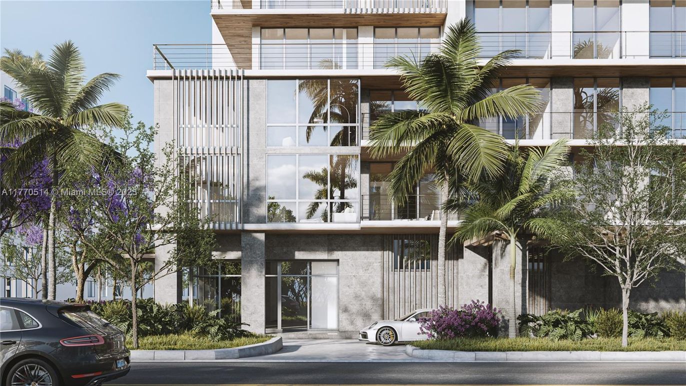 Exterior, Facade, Modern