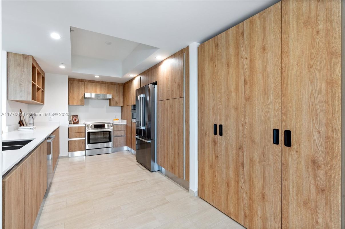 Interior, Kitchen, Recessed Lighting, Stainless Steel Appliances, Wood Texture Flooring