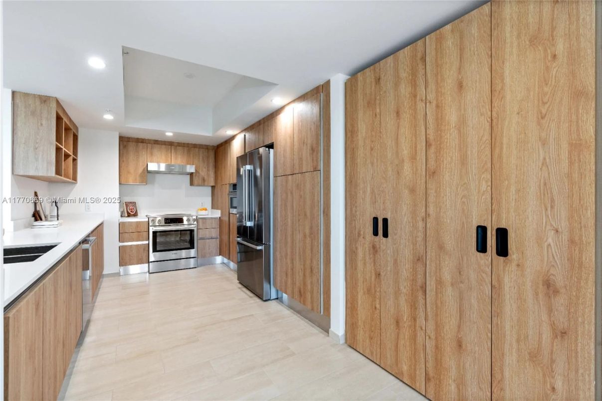 Interior, Kitchen, Recessed Lighting, Stainless Steel Appliances, Wood Texture Flooring